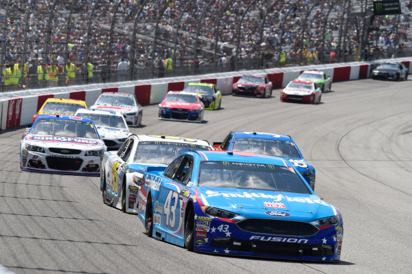 Monster Energy NASCAR Cup Series
Toyota Owners 400
Richmond International Raceway, Richmond, VA USA
Sunday 30 April 2017
Aric Almirola, Richard Petty Motorsports, Smithfield Ford Fusion
World Copyright: John Harrelson / LAT Images